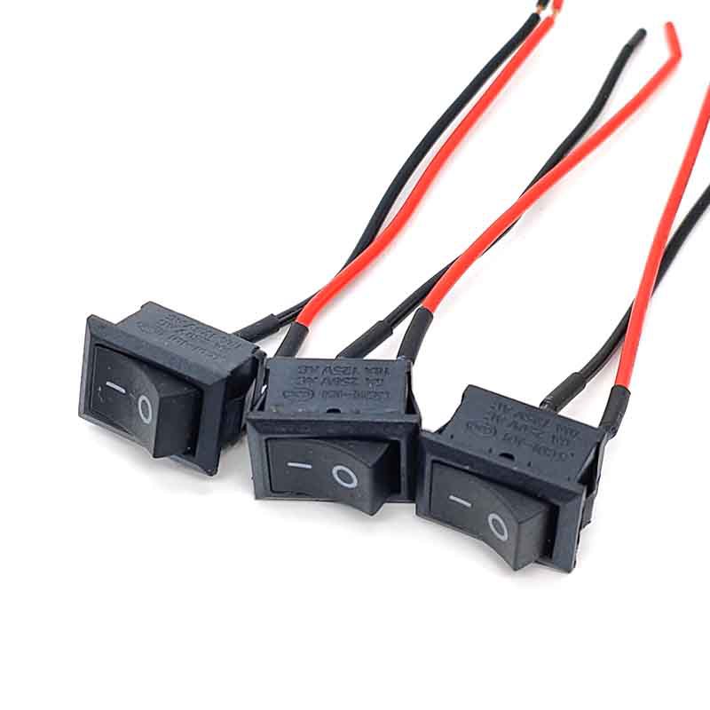 21*15 mm dvopolno stikalo PCB za spajkanje