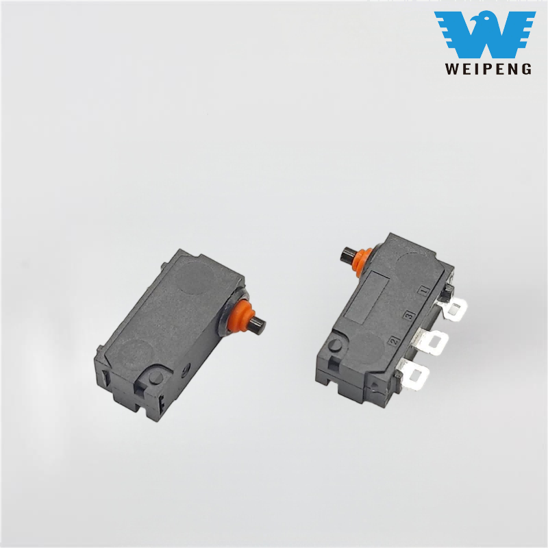 Vodoodporno in proti prahu odporno mini trinožno mikro stikalo